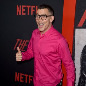 Spaß statt Schmerz: Jackass-Steve-O macht Dödel-Dance!