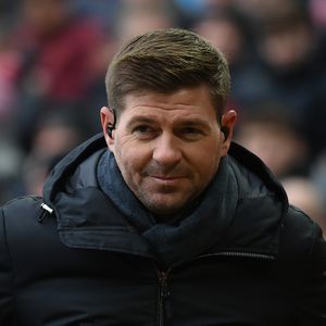 Fußballer Steven Gerrard (45) ist erstmals Opa geworden