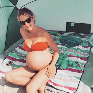 Entwarnung: Baby von Til Schweigers Ex Svenja liegt richtig