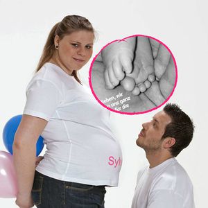 Mit Baby-Füßchen: Sylvana Wollny bedankt sich nach Geburt
