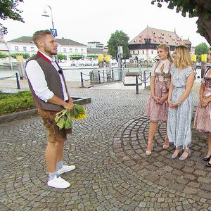 Rekordbauer Patrick nimmt drei Frauen mit auf seinen Hof