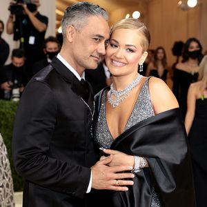 Endlich: Rita Ora spricht erstmals über Beziehung mit Taika!