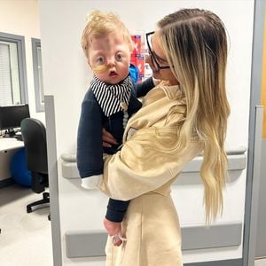 Talia Oatways Sohn (3) muss erneut am Kopf operiert werden