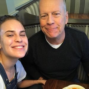 Tallulah Willis feiert ihren Papa Bruce mit rührenden Fotos