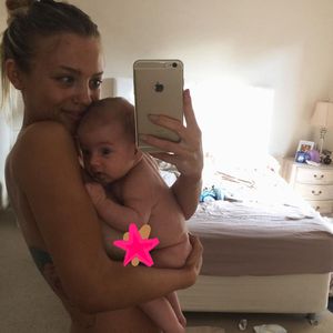 Ex wieder Papa geworden: Tammy Hembrow teilt Nacktfoto!
