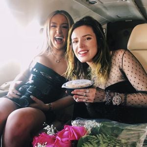 Als Freunde? Bella Thorne wurde mit ihrer Ex Tana gesichtet