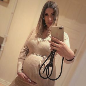 Wie geht es Playmate Tanja Brockmann kurz vor der Geburt?