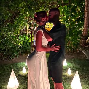 So verliebt: Tanja Makarić teilt Kussfoto mit Julian Claßen!