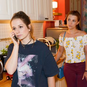 Das hat Senta und Iris' Reunion bei GZSZ schwierig gemacht
