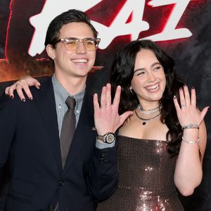 "Cobra Kai"-Star Tanner Buchanan ist mit seiner Mary verlobt