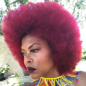 Neuer Look: "Empire"-Star Taraji P. Henson mit rotem Afro