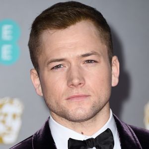 "Kingsman"-Hottie Taron Egerton ist auf der Bühne kollabiert