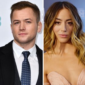 Insider verrät: Das läuft bei Taron Egerton und Chloe Bennet