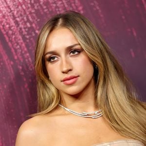 Tate McRae reflektiert ihre Beziehung mit The Kid LAROI