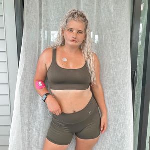 "Mädchen ohne Lachen": Paralympionikin bekommt Modelvertrag