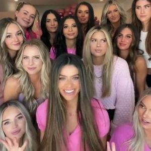 Swinger-Skandal enthüllt: US-TikTok-Moms fies zerstritten