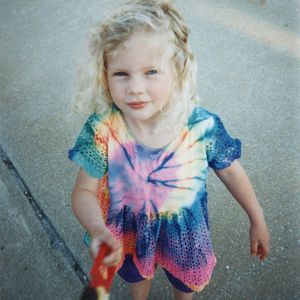 Zum 30. Geburtstag: Taylor Swift teilt süßes Kinderbild!
