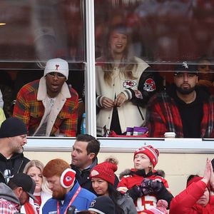 Auch an Silvester! Taylor Swift unterstützt Travis bei Spiel