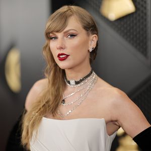 Aus eigener Kraft: Taylor Swift ist dank Musik Milliardärin