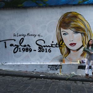 Trotz Mega-Shitstorm: Fans halten weiterhin zu Taylor Swift