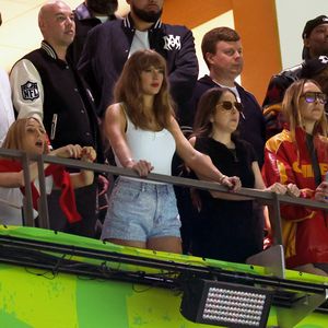 Super Bowl: So stylish feuerte Taylor Swift ihren Travis an