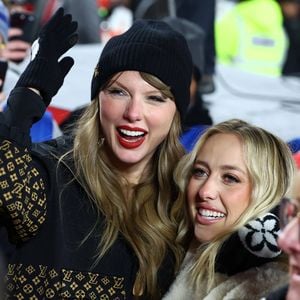 Fantheorie: Taylor singt in neuem Song über Brittany Mahomes