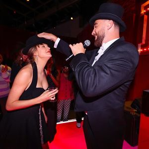 Travis Kelce verrät: Dieser Eras-Tour-Auftritt war magisch