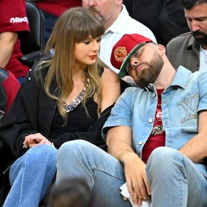 Taylor Swift soll wegen Ehemann Travis frustriert sein