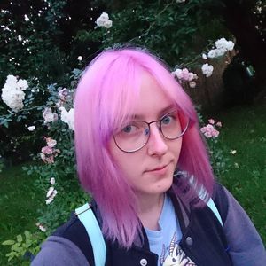 "Musste Körbe verteilen": Nerd Teresa weist Verehrer ab!