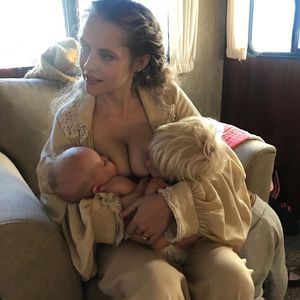 Viertes Kind: Teresa Palmer stillt seit sieben Jahren durch