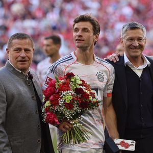 Thomas Müller beruhigt Fans: Kein Karriereende in Sicht
