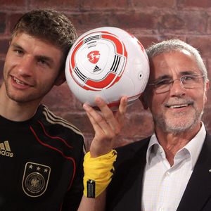 Thomas Müller: Emotionaler Abschied von Gerd Müller (†75)