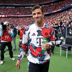 Thomas Müller kündigt USA-Wechsel mit kultigem Video an