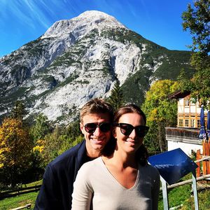 Samt Panorama-Blick: Thomas Müller postet Pärchen-Foto