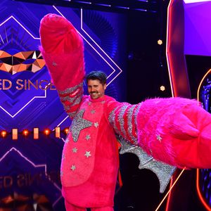 Monstronaut Thore will ins "The Masked Singer"-Rateteam!