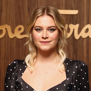 Sie hat JA gesagt! "Riverdale"-Star Tiera Skovbye verlobt