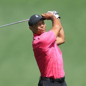Nach Unfall: Tiger Woods wird bei Golf-Comeback bejubelt!