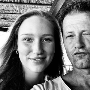 Seltenes Paar-Foto: Til Schweiger zeigt seine Freundin (25)
