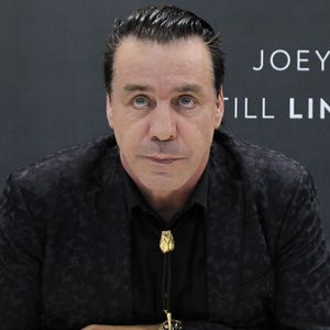 Statue für Rammstein-Sänger Till Lindemann wurde geklaut