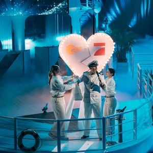 Till Reiners verwandelt WSMDS-Studio in "Traumschiff"-Welt