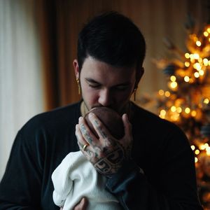 "So lange ich atme": Tim Johnson macht Baby Liebeserklärung!