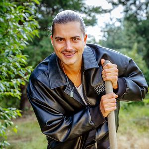 Sonnyboy Tim Kühnel: Die Promihof-Girls sind offen für mehr