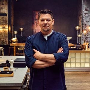Notarzt-Einsatz im Studio: Tim Mälzers Kochshow abgebrochen