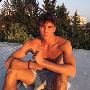 Ist TikTok-Hottie Tim Schaecker eigentlich noch zu haben?