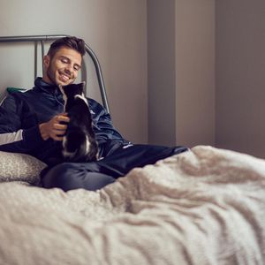 Wegen Umzug: Tim Stammberger gibt Katze Frieda ab