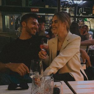 Verliebte Blicke: Tim Stammberger und Laura nur Freunde?
