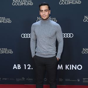 Zurück zur Ex: "Adam sucht Eva"-Timur total verliebt