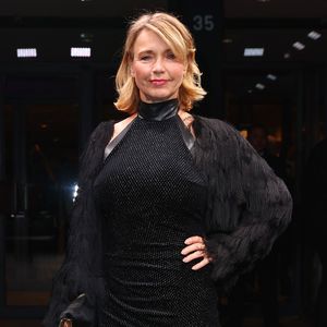Keine Rollen: Tina Ruland will mit Fußfotos Geld verdienen