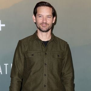 Tobey Maguire urlaubt mit unbekannter Frau in St. Tropez!