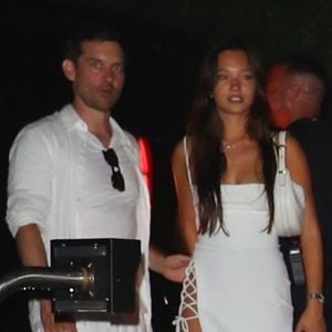 Das läuft wirklich zwischen Tobey Maguire und Lily Chee